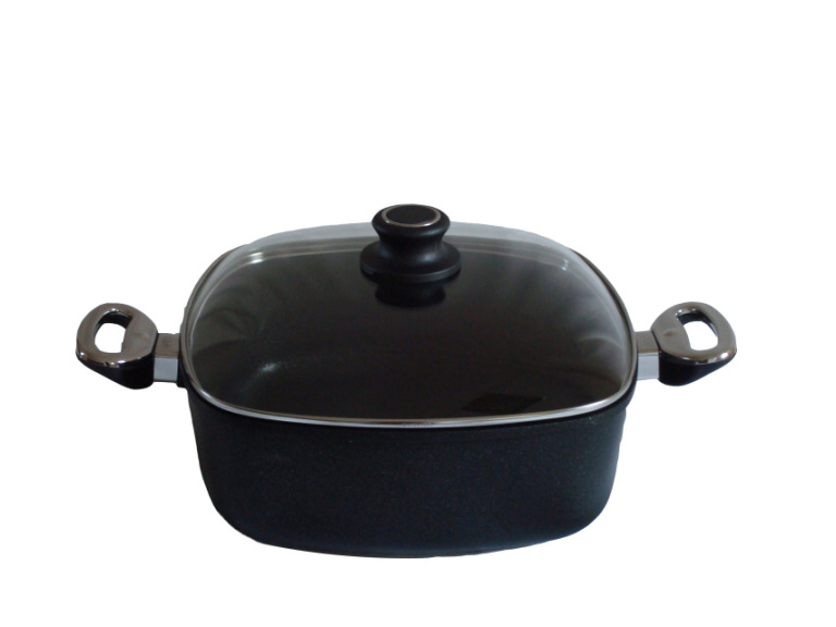 Hranatý titanový kastrol 20x20x7 cm s poklicí 2,6 l BAF Gigant